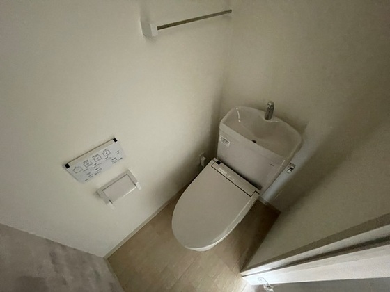 トイレ　※別部屋の写真です