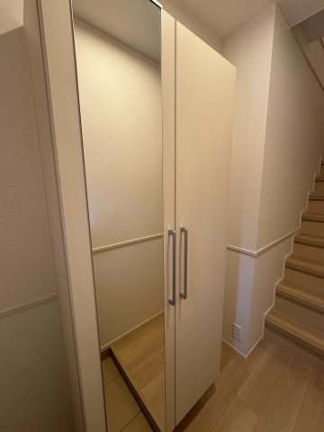 収納　※写真は別室です