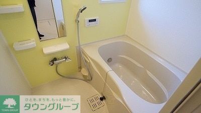ＪＲ高崎線 本庄駅 バス乗車時間：12分 最寄りバス停で下車 徒歩4分 2階建 築8年の風呂写真