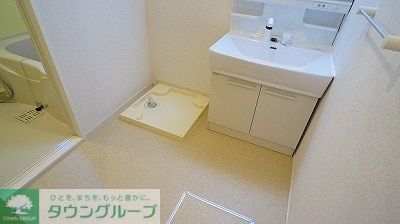 ＪＲ高崎線 本庄駅 バス乗車時間：12分 最寄りバス停で下車 徒歩4分 2階建 築8年の内装写真