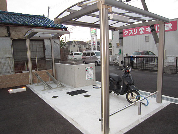 ＪＲ阪和線 久米田駅 徒歩12分 3階建 築12年の外観写真