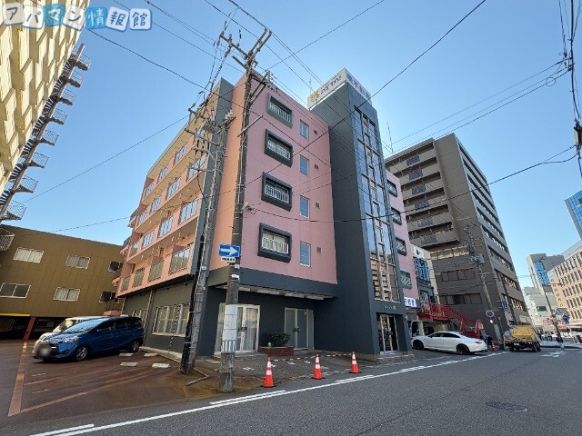 マンション礎の外観写真