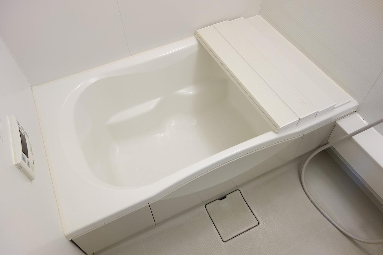 バス・シャワールーム　追焚機能・浴室乾燥機付のバスルーム♪