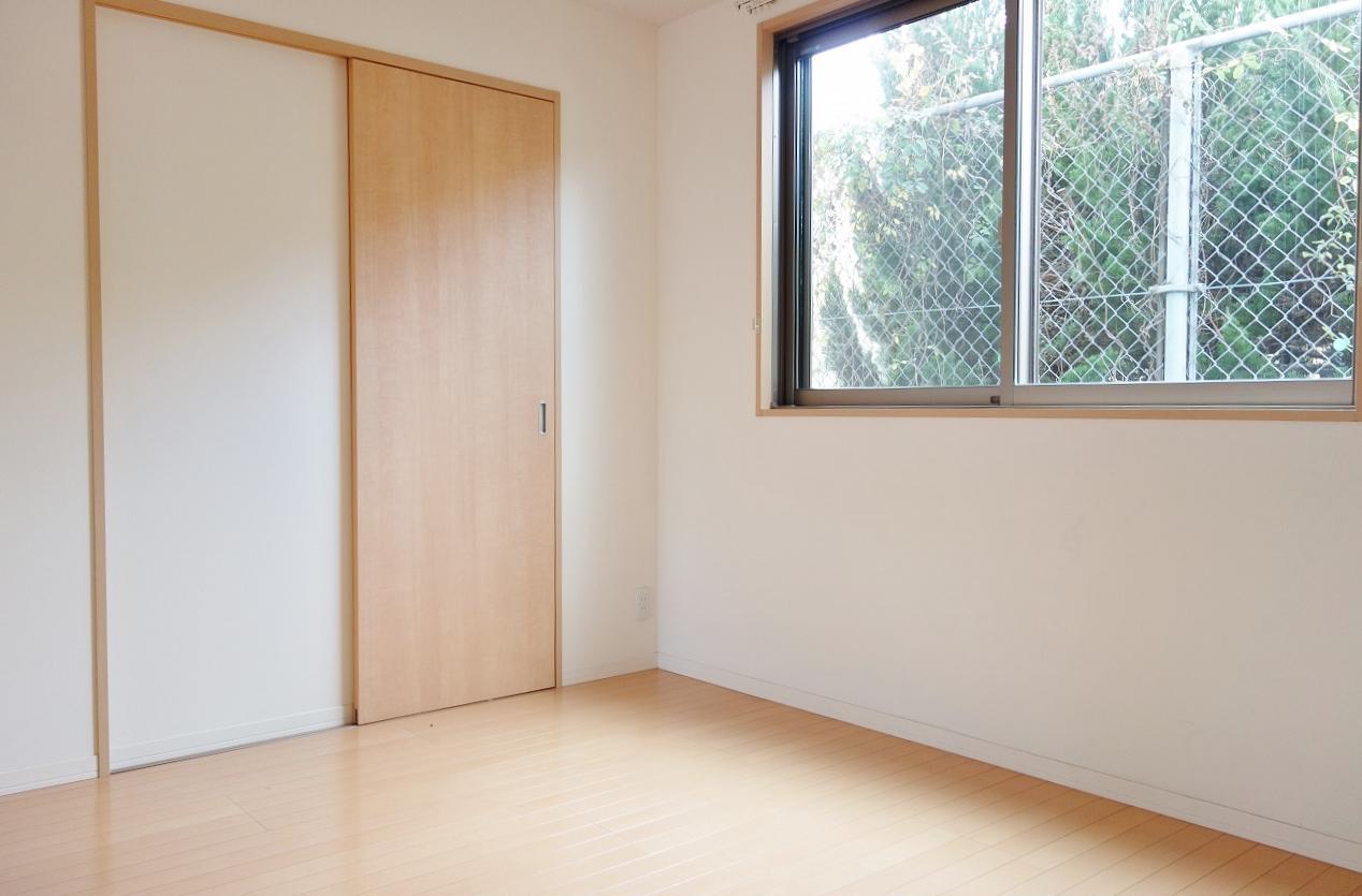 その他部屋・スペース　ウォークインクローゼットのある洋室６帖♪