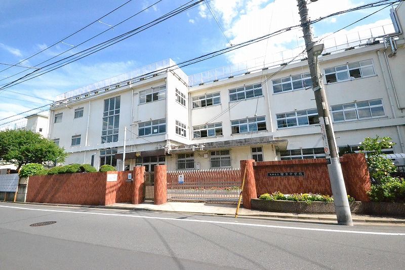 中学校　安方中学校（中学校）まで1089m