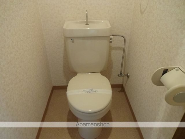 ロータリーマンション出口のトイレ写真