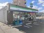 コンビニ　ファミリーマート北九大西店（コンビニ）まで96m