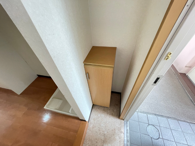 玄関　シューズボックス付きの玄関です