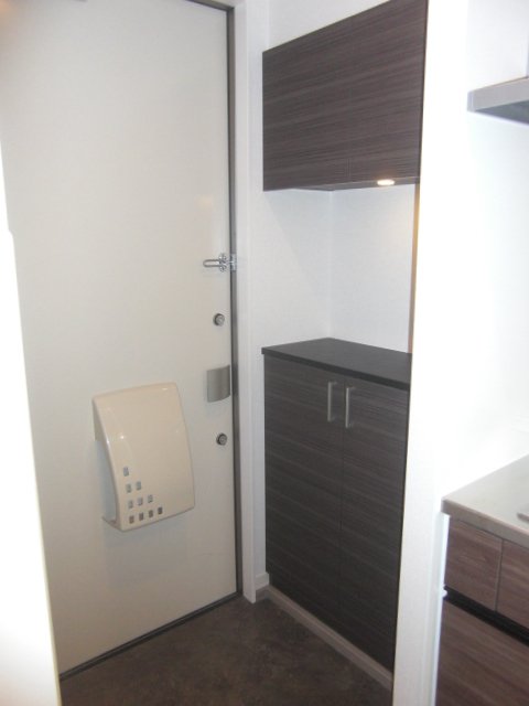 玄関　下駄箱付