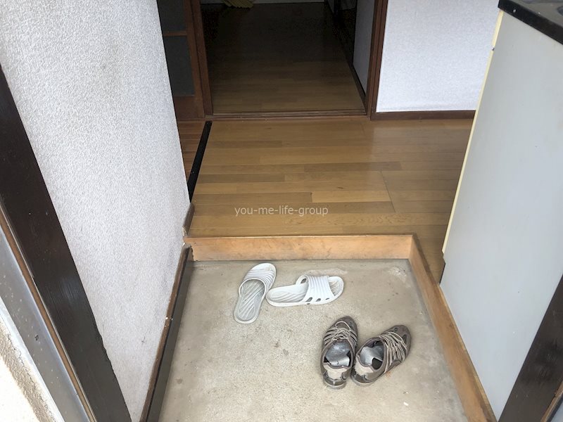 【小野アパート2の玄関】