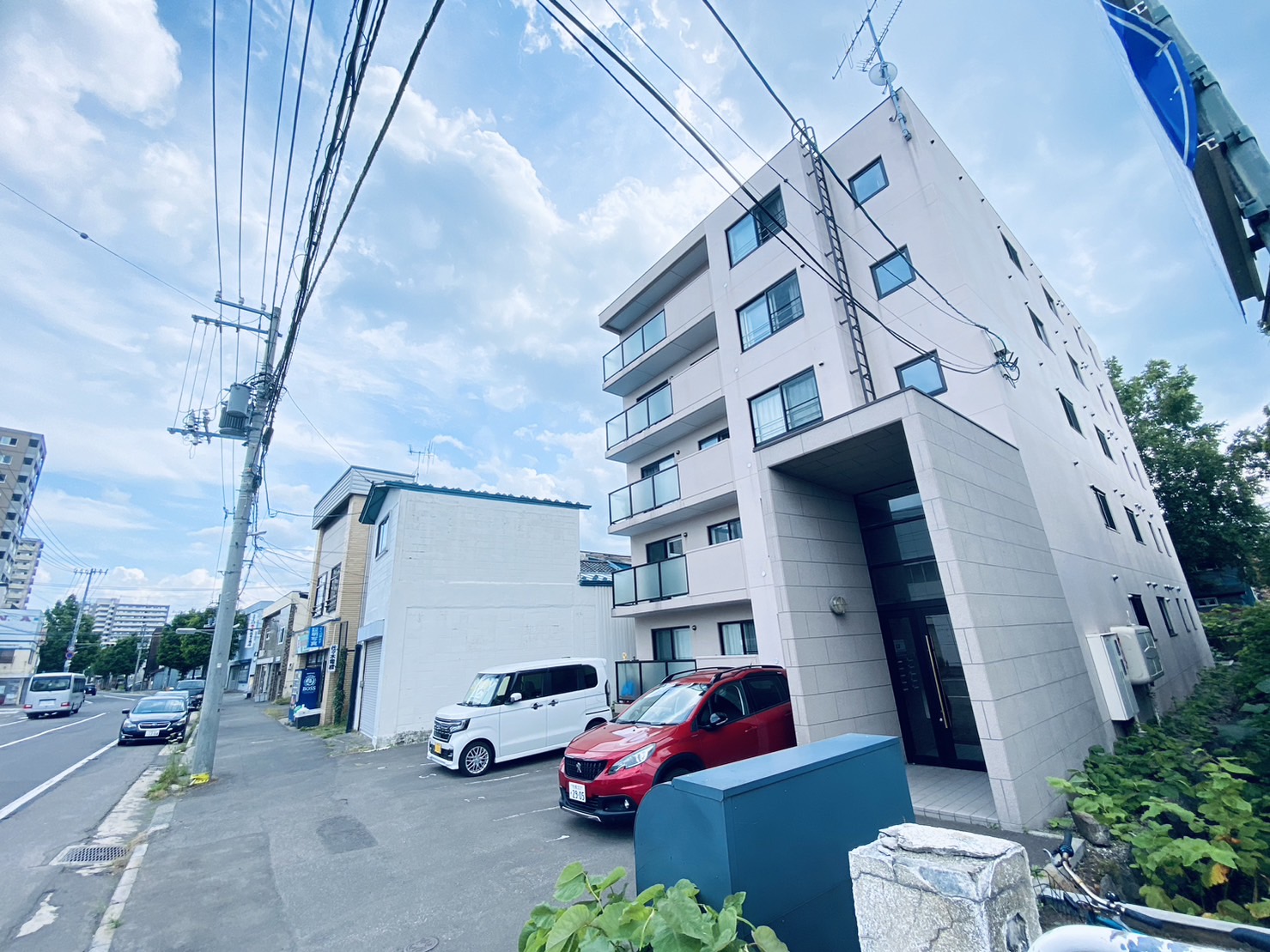 小樽市色内のマンションの建物外観