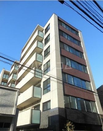 横浜市西区浜松町のマンションの建物外観