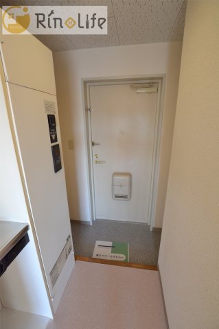 【堺市南区土佐屋台のマンションの玄関】