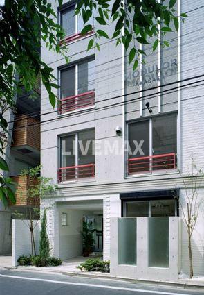 バルコニー　【見学予約受付中】当店の仲介手数料賃料の半月分以下でご紹介★