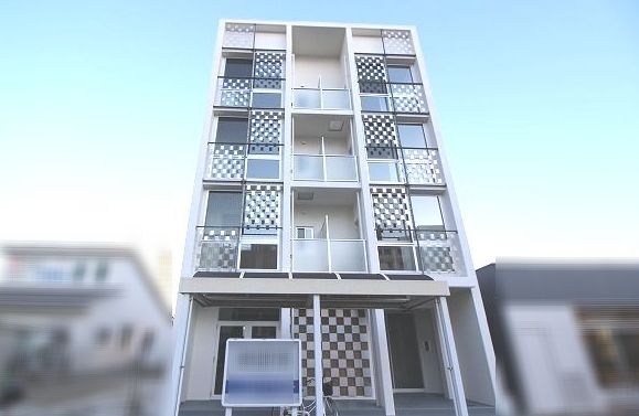 【高知市はりまや町のマンションの建物外観】