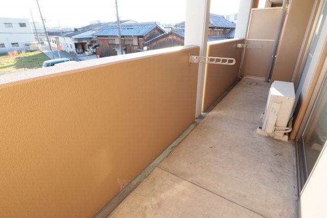 バルコニー　ベランダ