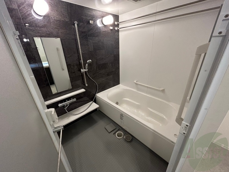 バス・シャワールーム　追い炊き機能付きでいつでも温かいお風呂に入れますね。