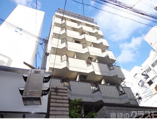 建物外観　駅から徒歩１分！！