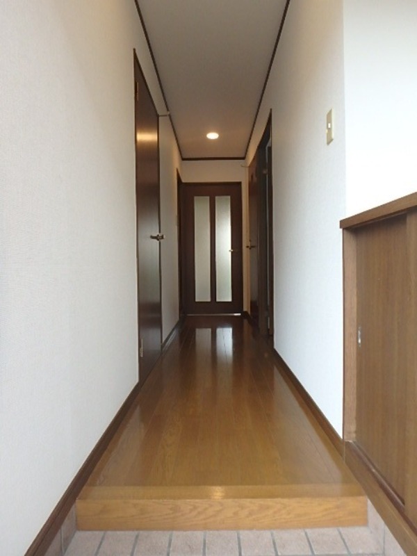 玄関　図面と現状に相違がある場合には現状を優先