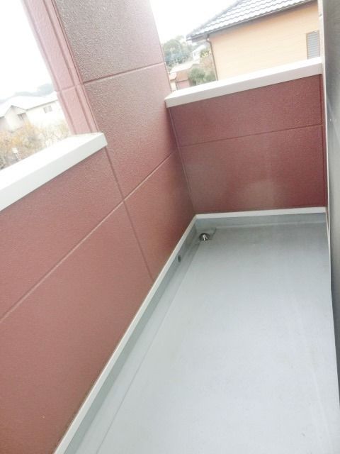 バルコニー　洗濯物も十分干せます