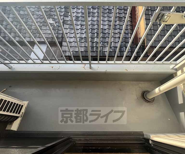 バルコニー　十分なスペース・日当たり・通風を確保したバルコニーです。