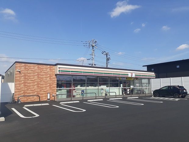 コンビニ　セブンイレブン（コンビニ）まで190m