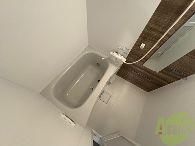 バス・シャワールーム　お風呂になります。一日の疲れを癒してくださいね。