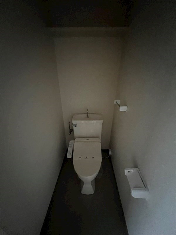 トイレ　シャワー付トイレ