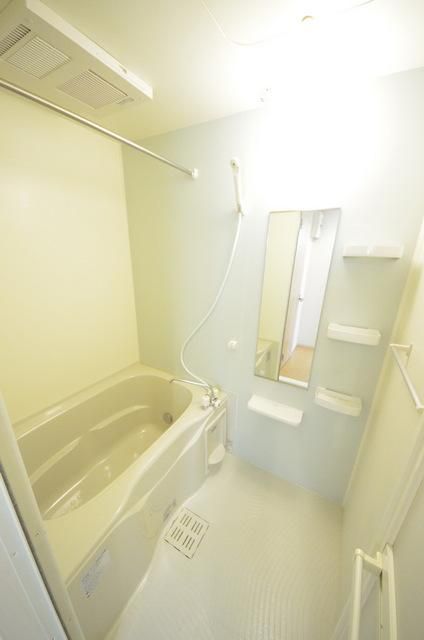 バス・シャワールーム　☆１日の疲れを洗い流す癒しの空間☆