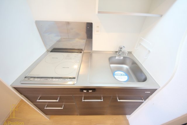 キッチン　セレニテ福島カルム