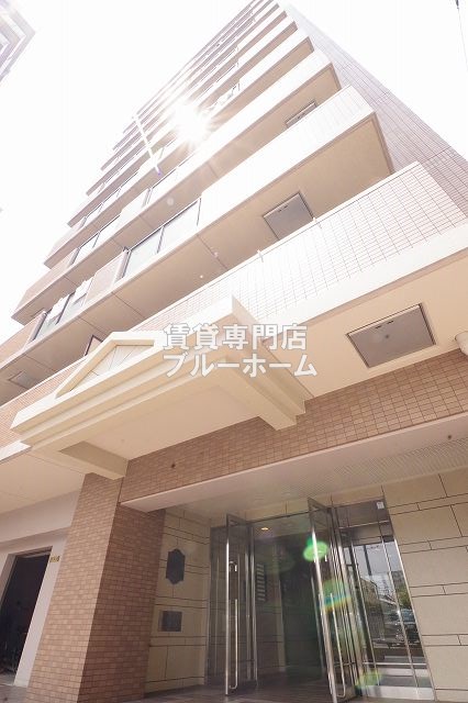 建物外観　鉄筋コンクリート造の10階建てのマンションです！