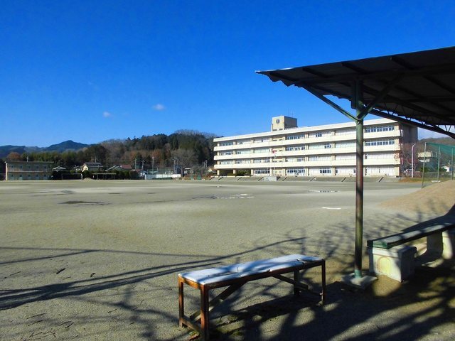 中学校　足利市立北中学校（中学校）まで530m