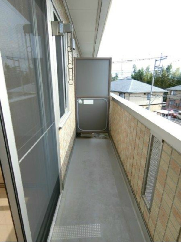 バルコニー　図面と現状に相違がある場合には現状を優先