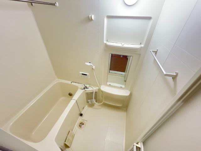 バス・シャワールーム　バス