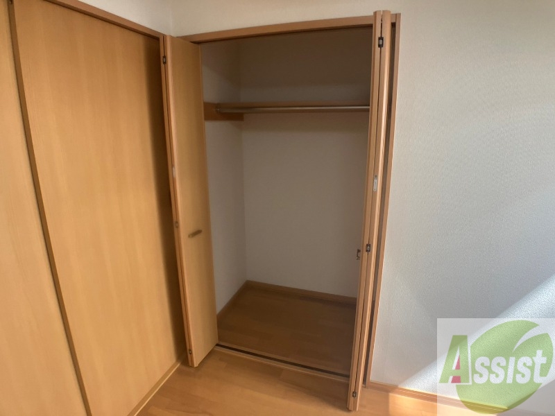 収納　クローゼットがありました。お洋服や荷物はここへ
