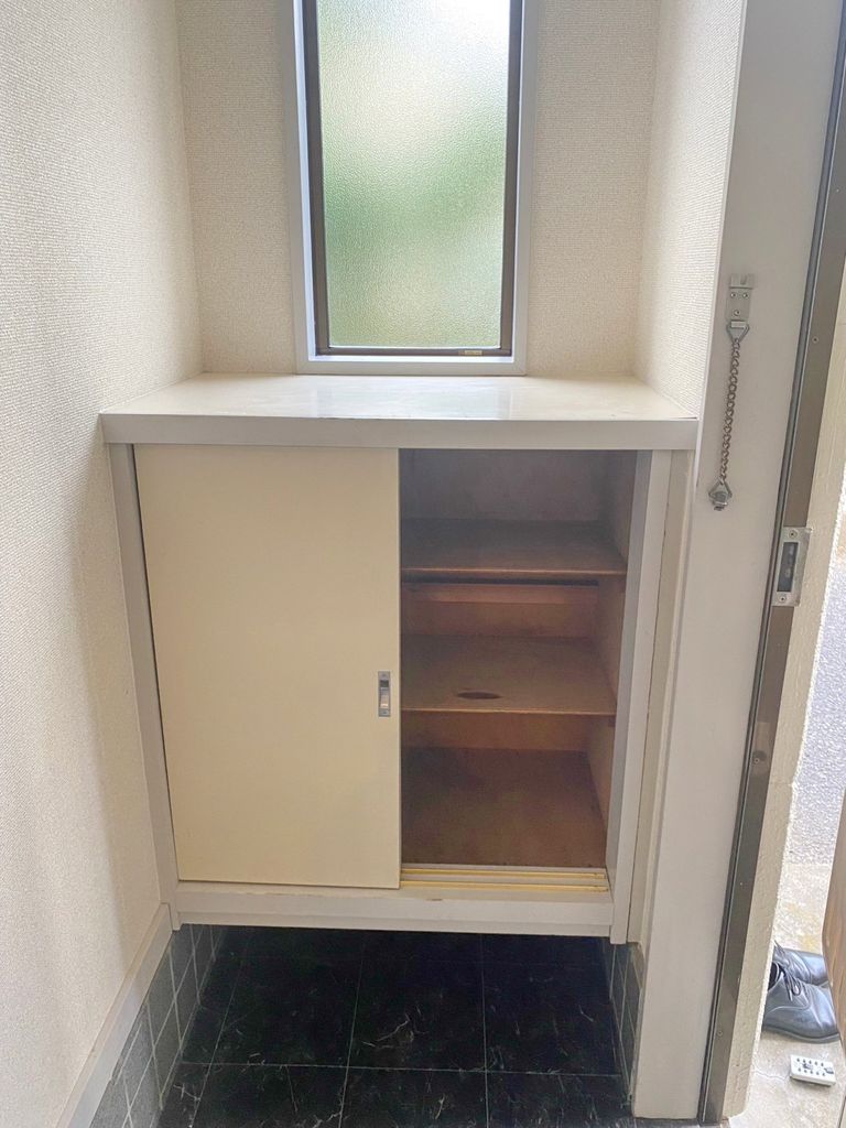 玄関　シューズボックス完備