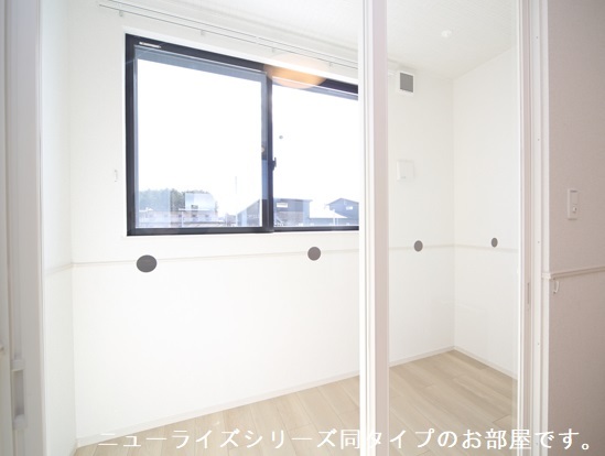 バルコニー　※同タイプの写真です。