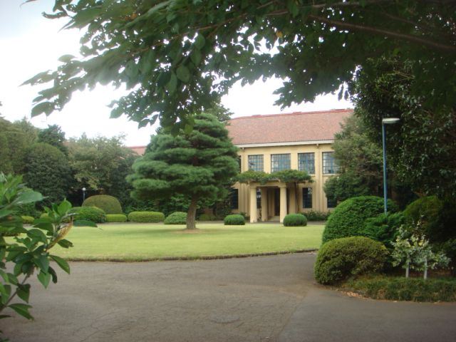 大学・短大　立教女学院短期大学（大学・短大）まで2200m