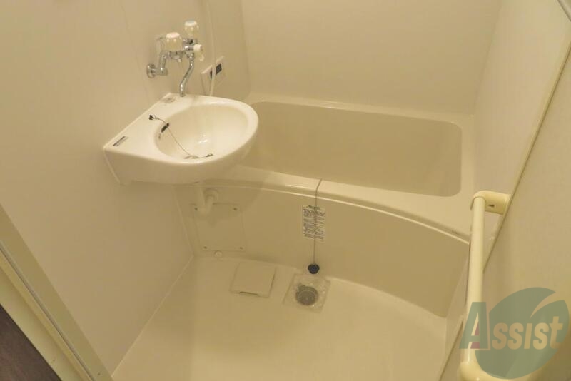 バス・シャワールーム　バスルームもピカピカ、毎日ゆっくり入りたいですね