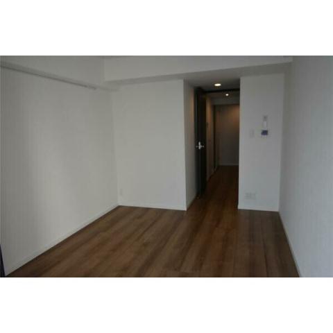 居室・リビング　※別部屋の参考写真です。