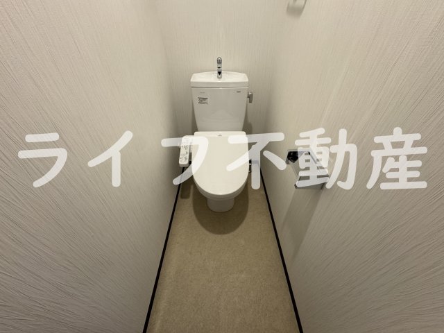 トイレ　落ち着いたトイレです