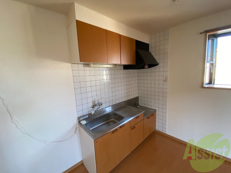 キッチン　清潔感のあるキッチン、料理が楽しみになりますね！