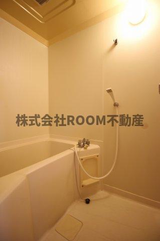 バス・シャワールーム　ゆったり過ごせるお風呂です