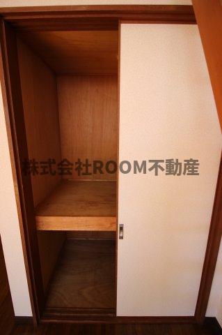 バルコニー　バルコニーからの眺めを楽しみながら食事をしませんか