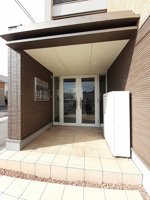 エントランス　エントランス