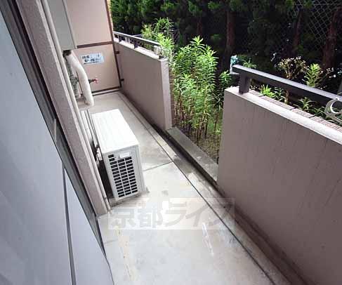 バルコニー　布団干せます。