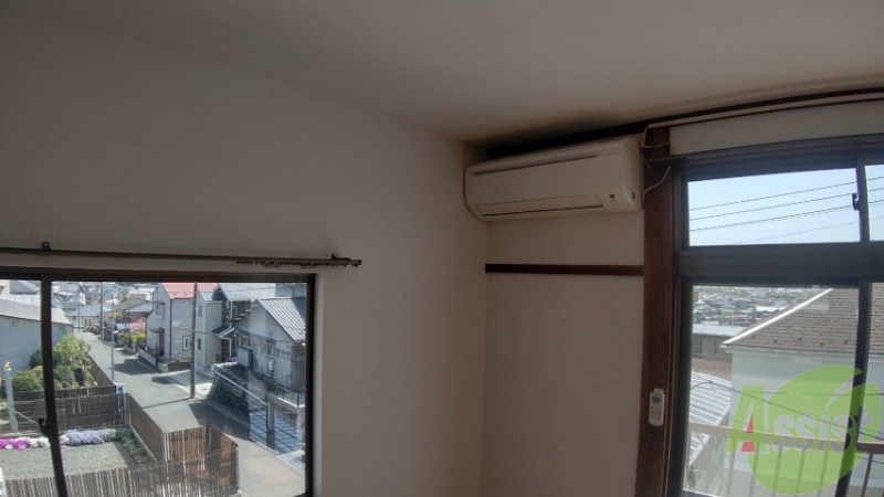 その他設備　エアコン付きなので快適に過ごせそうです。