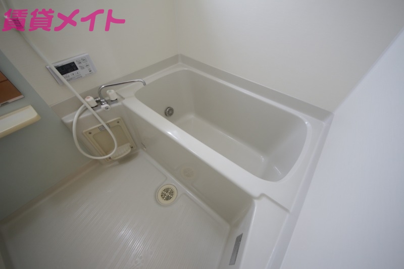 バス・シャワールーム　同型参考写真