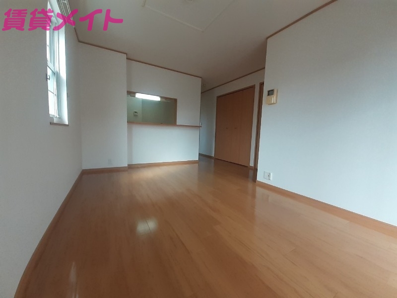 居室・リビング　同型参考写真