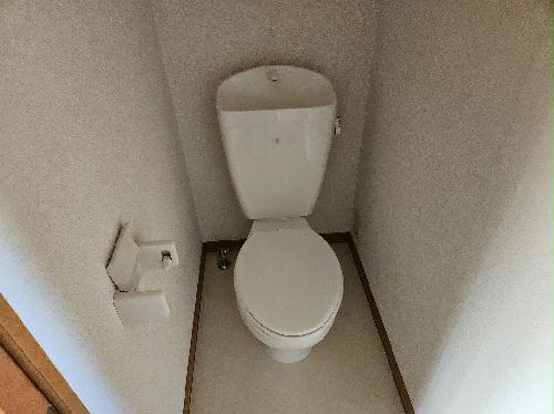 トイレ　備品や設備仕様は号室により異なります。現地をご確認下さい。